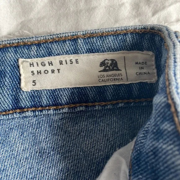 ⭐️ Bullhead High Rise Short with Rips - Picture 4 of 4